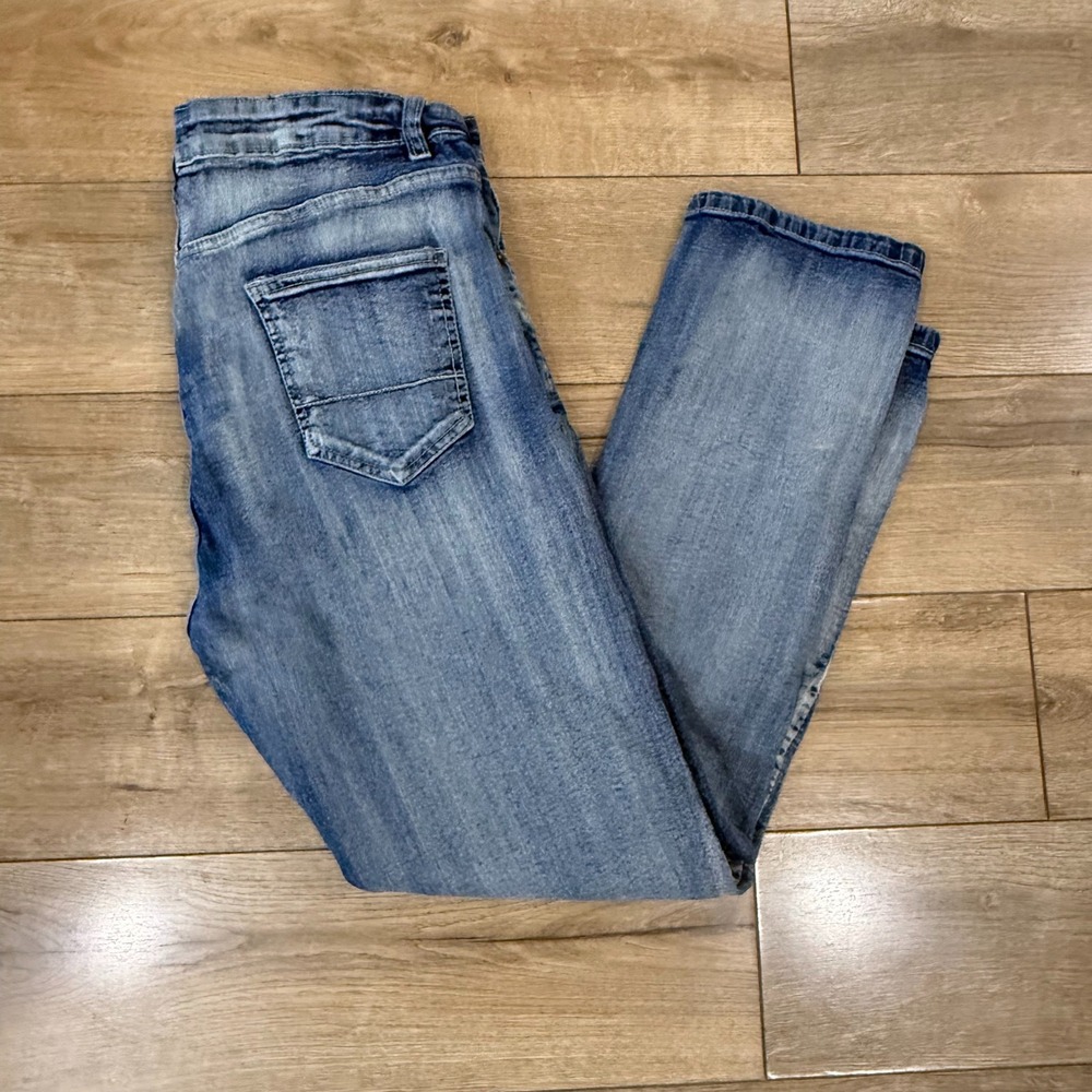 Ecko Unltd. Men's Athletic Jeans Size 36 Light‎ Wash Denim Casual Pants